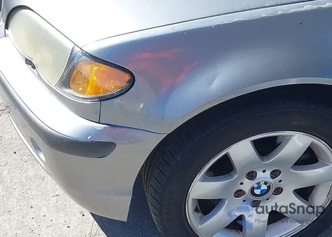 2004 BMW 325Xi из США, поврежденный, VIN WBAEU33434PR07538